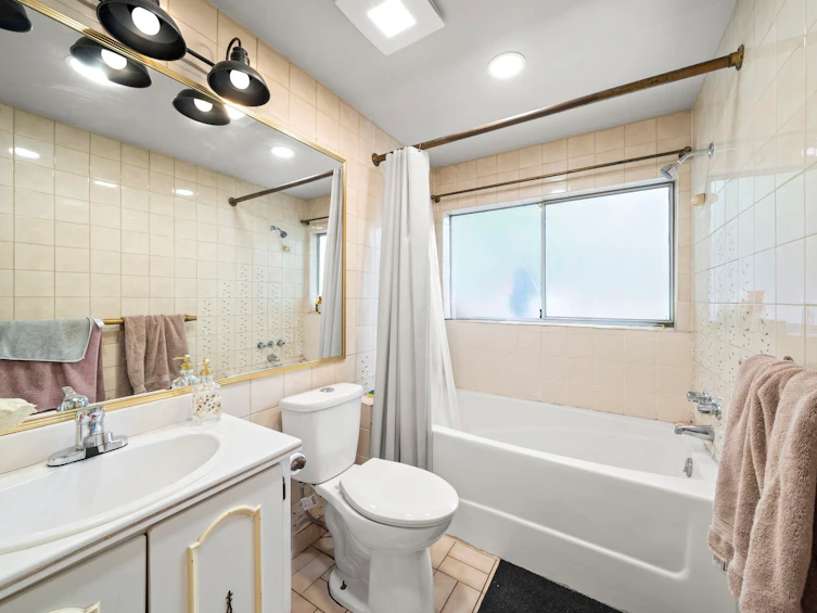 1534 W 71st Avenue, Vancouver, BC, V6P 3C1 - 12