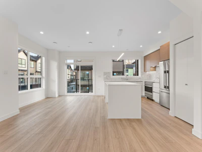 27-4337 Boundary Road - 2