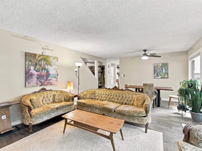 1063 Heritage Boulevard - 3