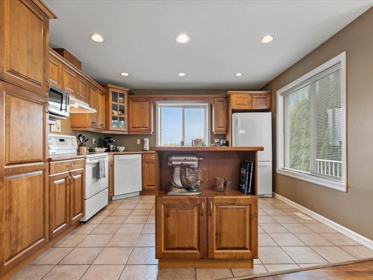 46514 Lear Drive, Chilliwack, BC, V2R 5P6 - 9