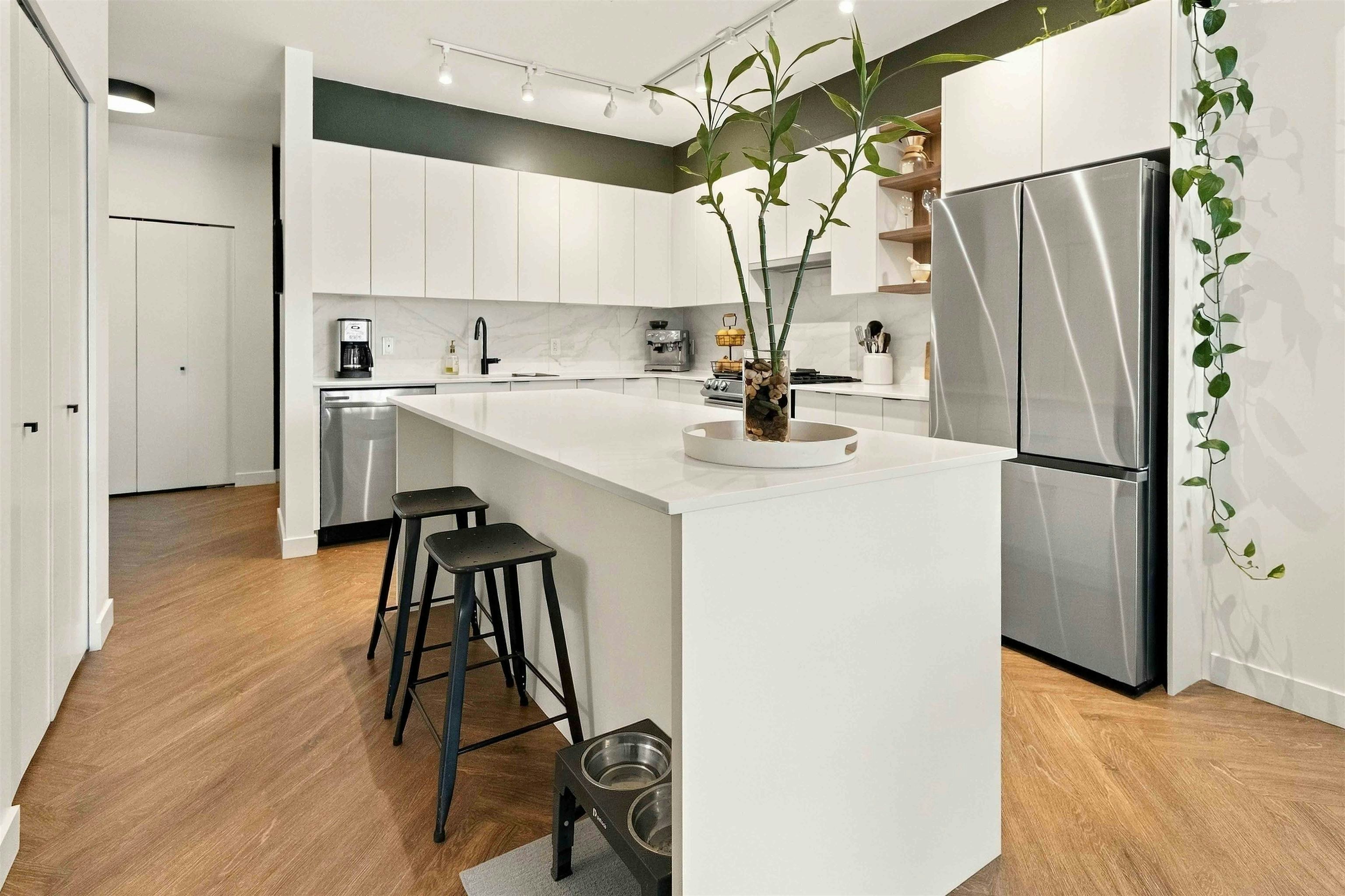 508-3229 St Johns Street - 2