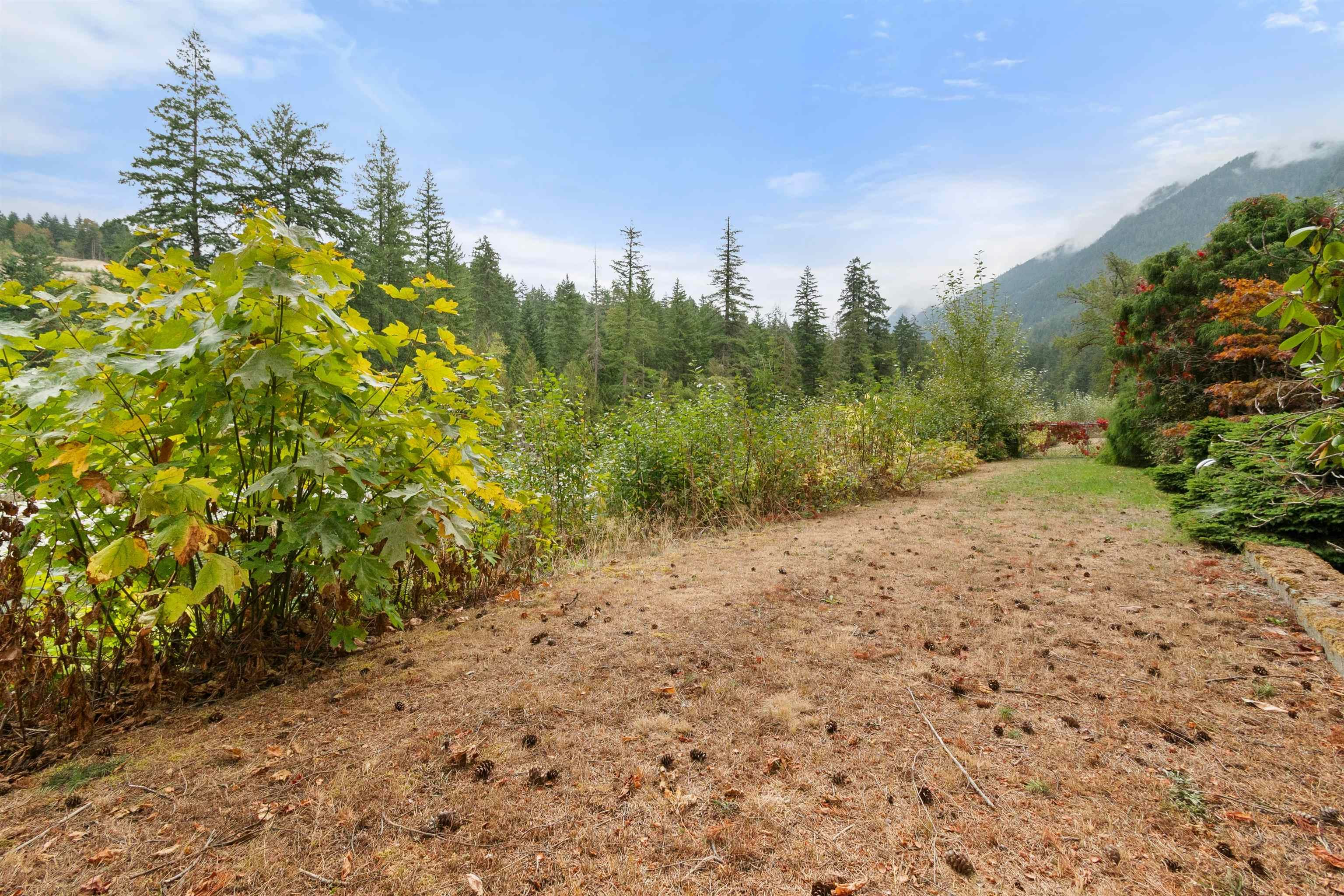 555 Glenaire Drive, Hope, BC, V0X 1L4 - 12