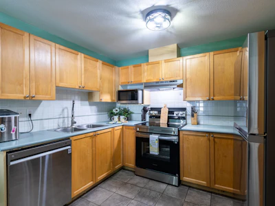90-12099 237th Street - 5