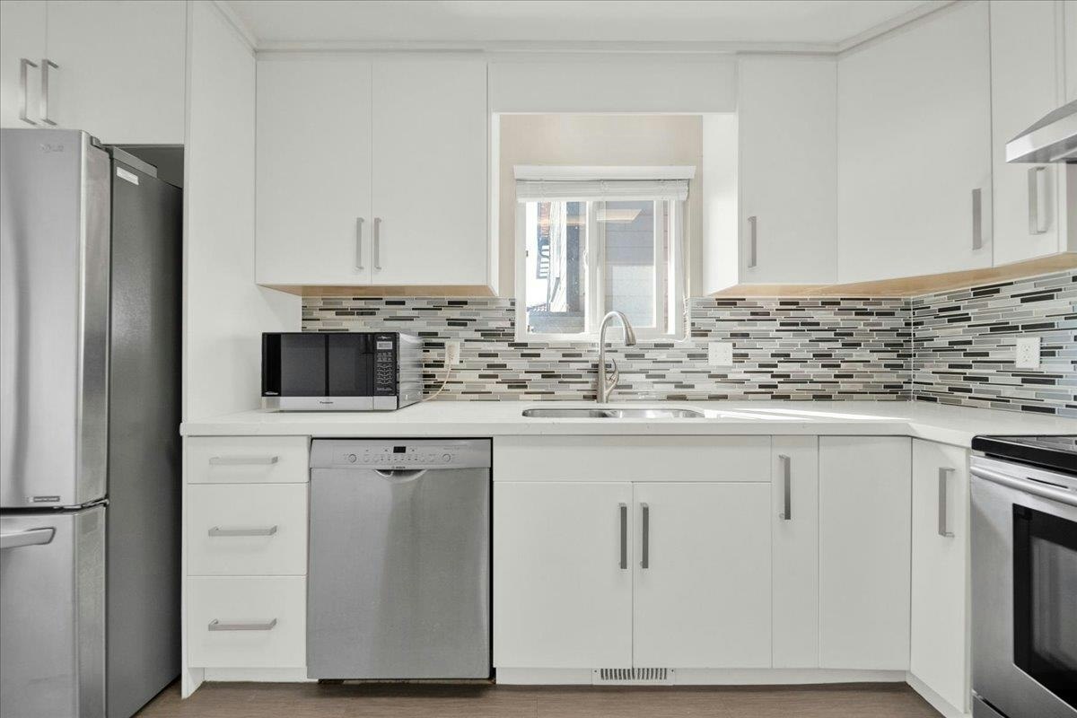 604 E 54th Avenue - 5