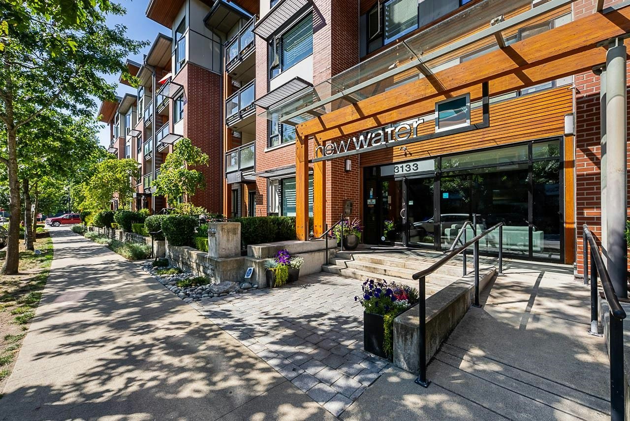 111-3133 Riverwalk Avenue - 4