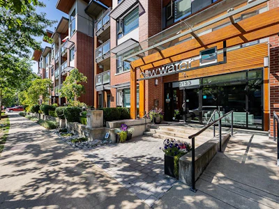 111-3133 Riverwalk Avenue - 4