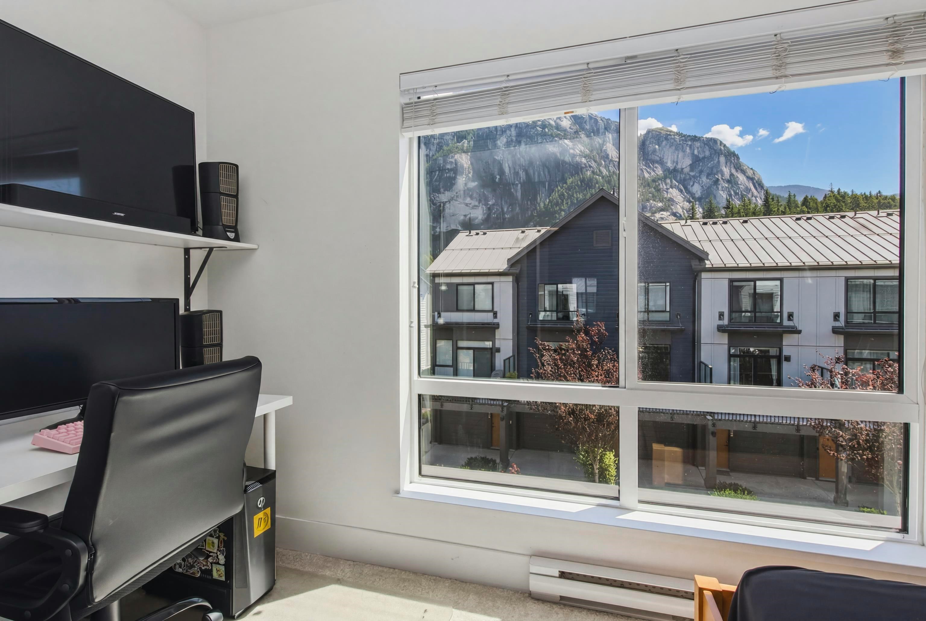 1329 Halyard Place, Squamish, BC, V8B 2A1 - 15
