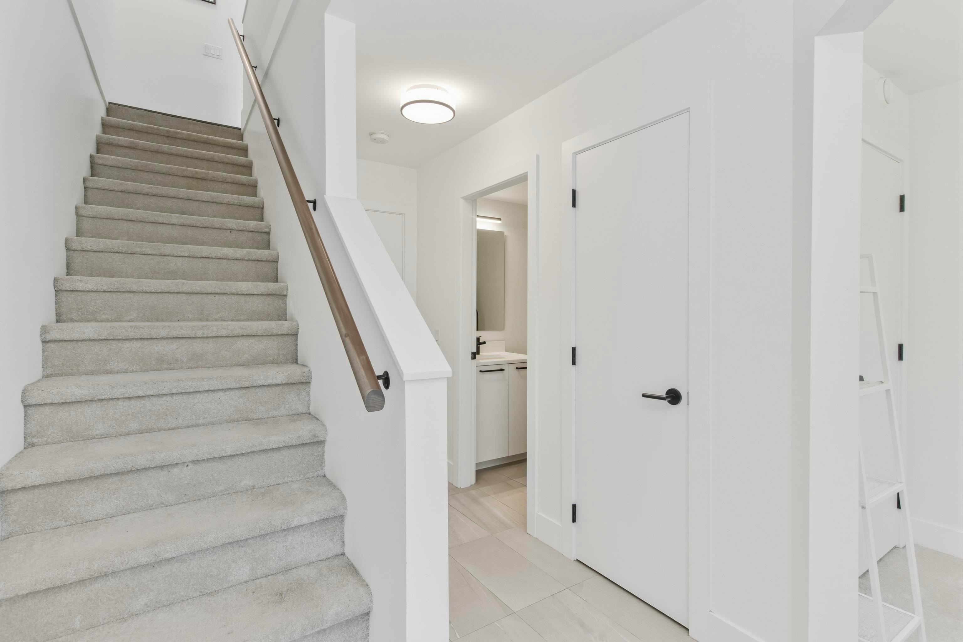 1329 Halyard Place, Squamish, BC, V8B 2A1 - 21