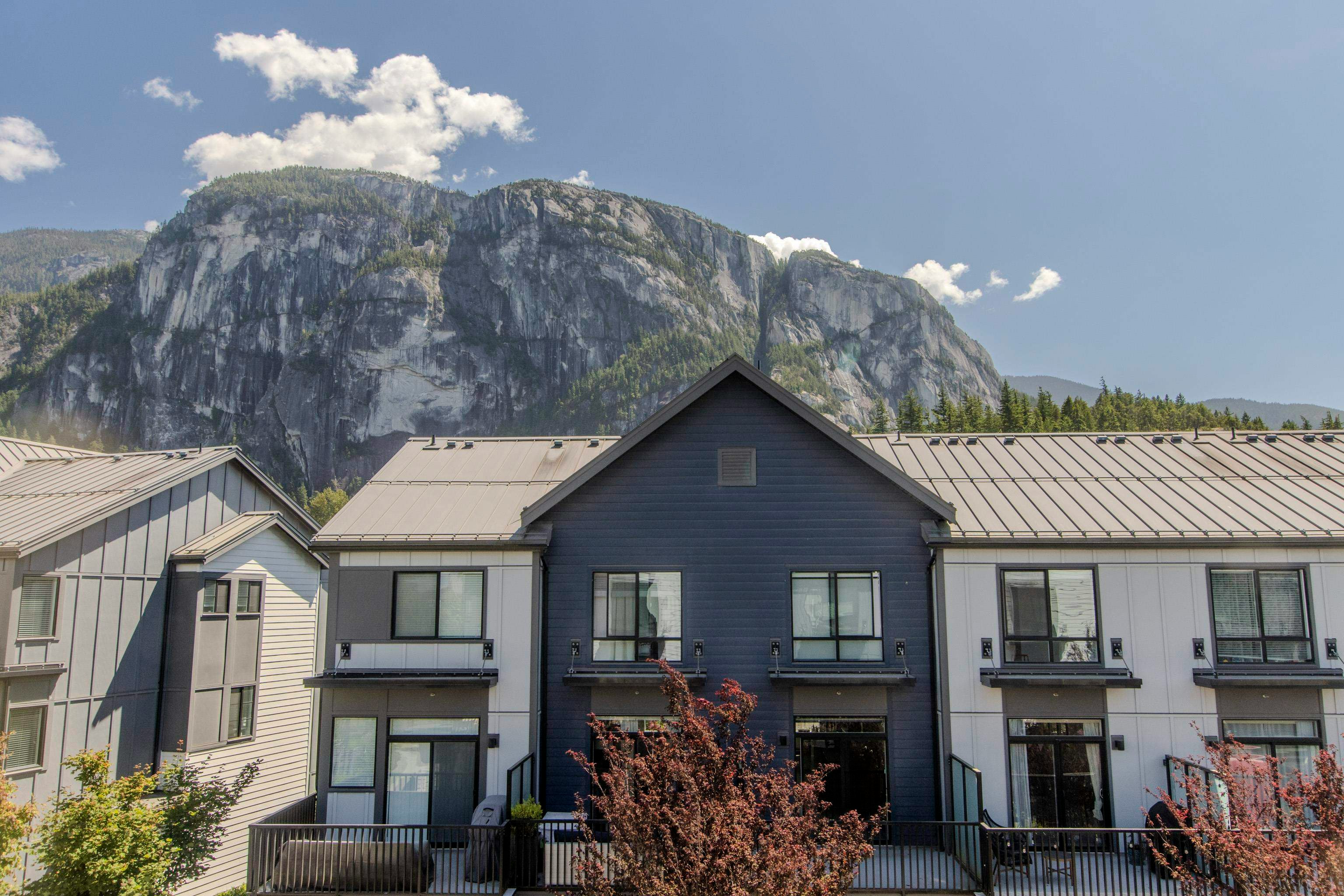 1329 Halyard Place, Squamish, BC, V8B 2A1 - 16