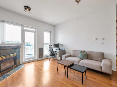 2205-10 Laguna Court - 3