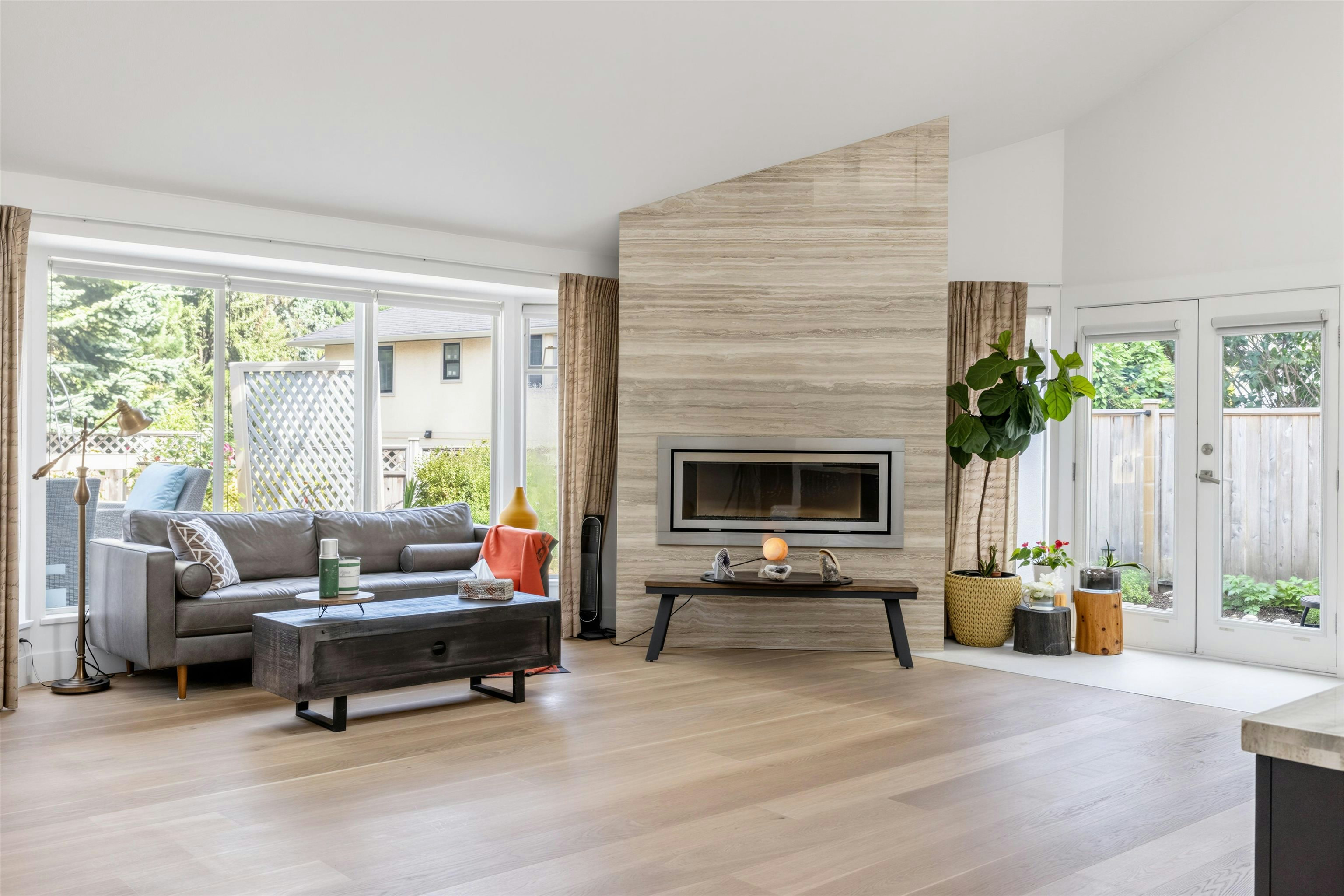 880 164a Street - 4