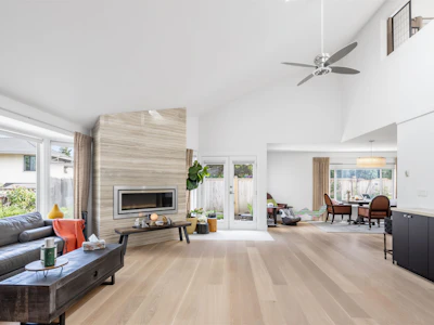 880 164a Street - 5