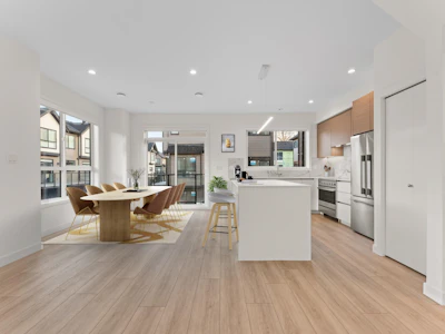 18-4337 Boundary Road - 2