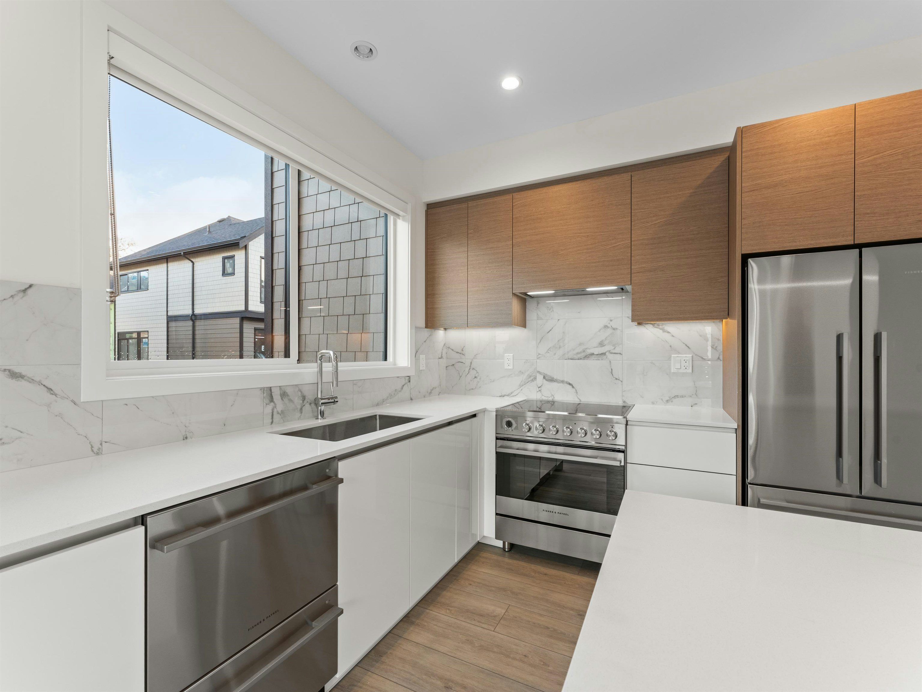 18-4337 Boundary Road, New Westminster, BC, V6V 1S8 - 11
