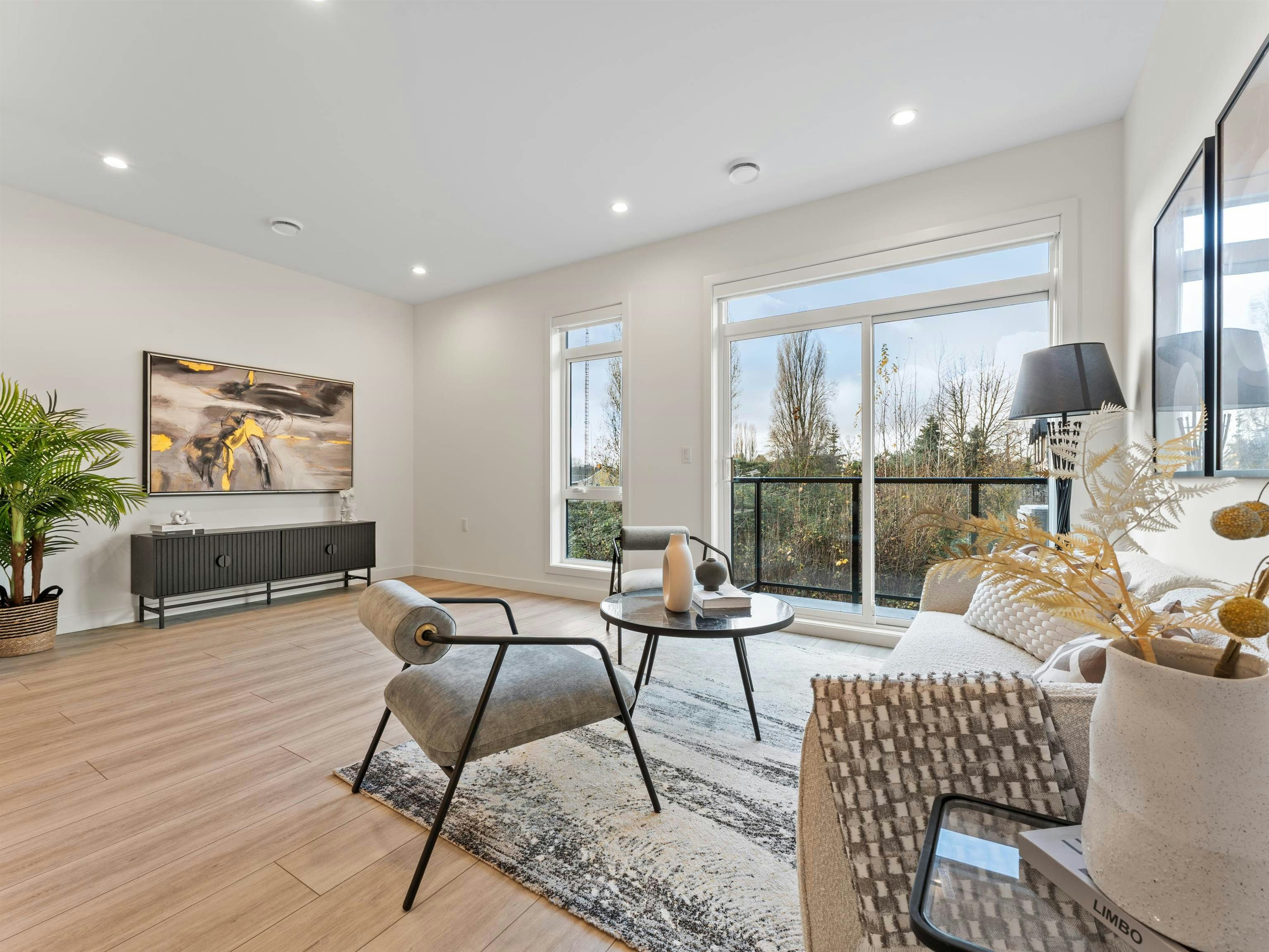 21-4337 Boundary Road, New Westminster, BC, V6V 1S8 - 4