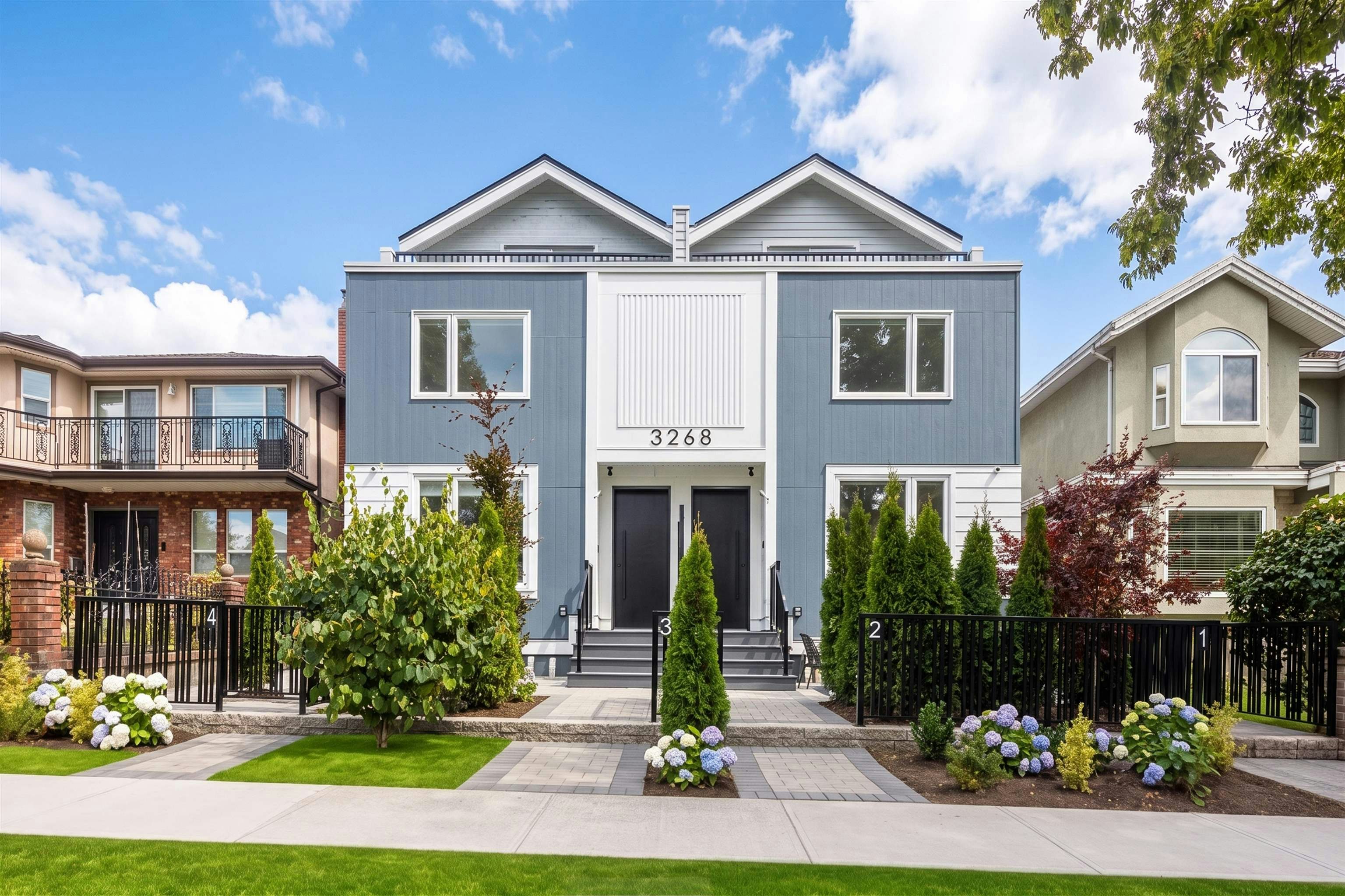 2-3268 E 18 Avenue, Vancouver, BC, V5M 2R7