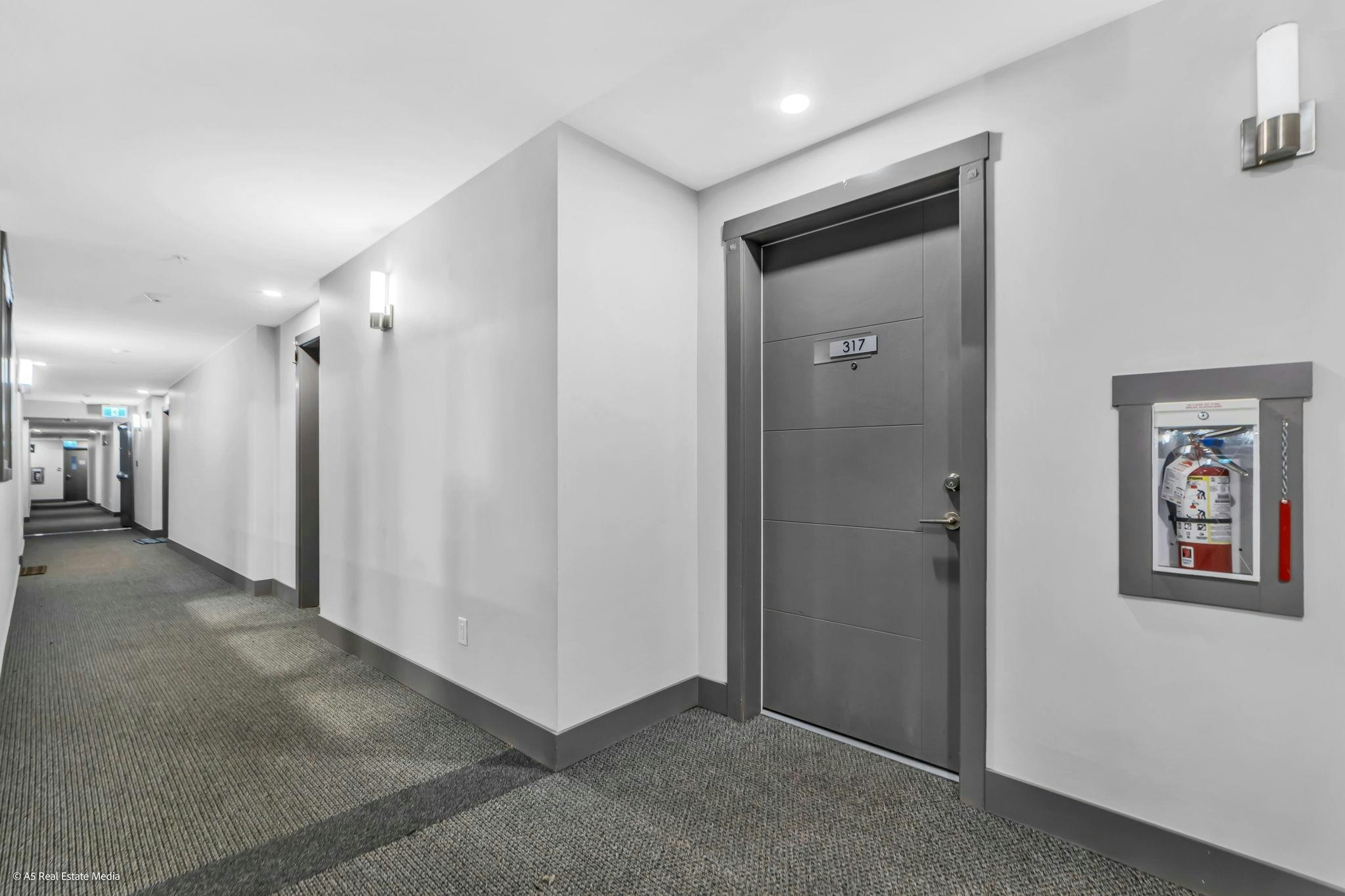 317-20696 Eastleigh Crescent - 4