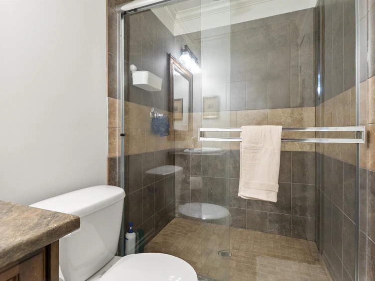 56-3800 Golf Course Drive, Abbotsford, BC, V3G 0A7 - 37
