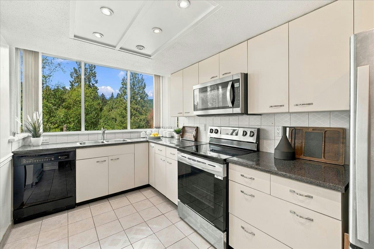 402-995 Roche Point Drive, North Vancouver, BC, V7H 2X4 - 13