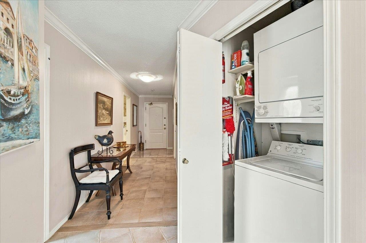 402-995 Roche Point Drive, North Vancouver, BC, V7H 2X4 - 25