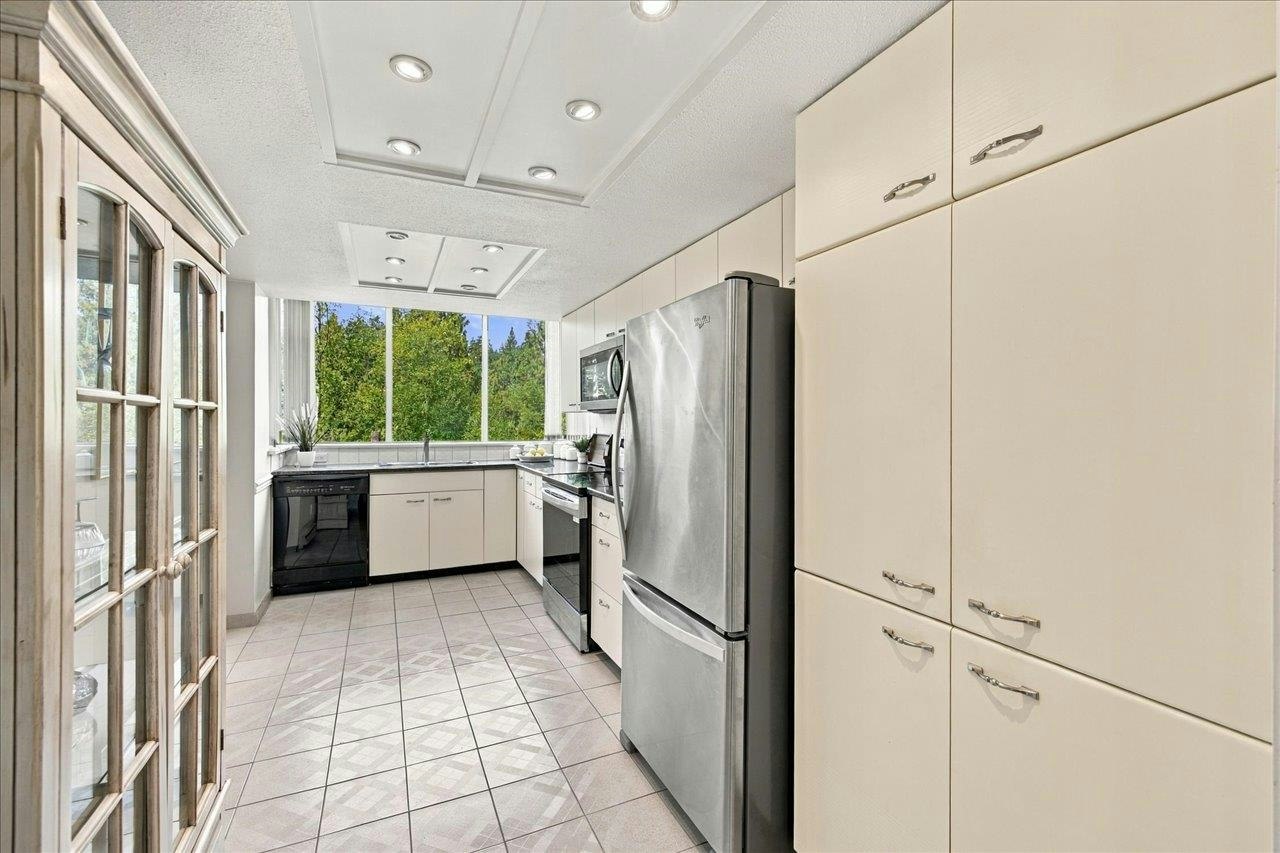 402-995 Roche Point Drive, North Vancouver, BC, V7H 2X4 - 12