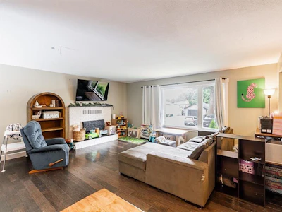 2224 Mouldstade Road - 5
