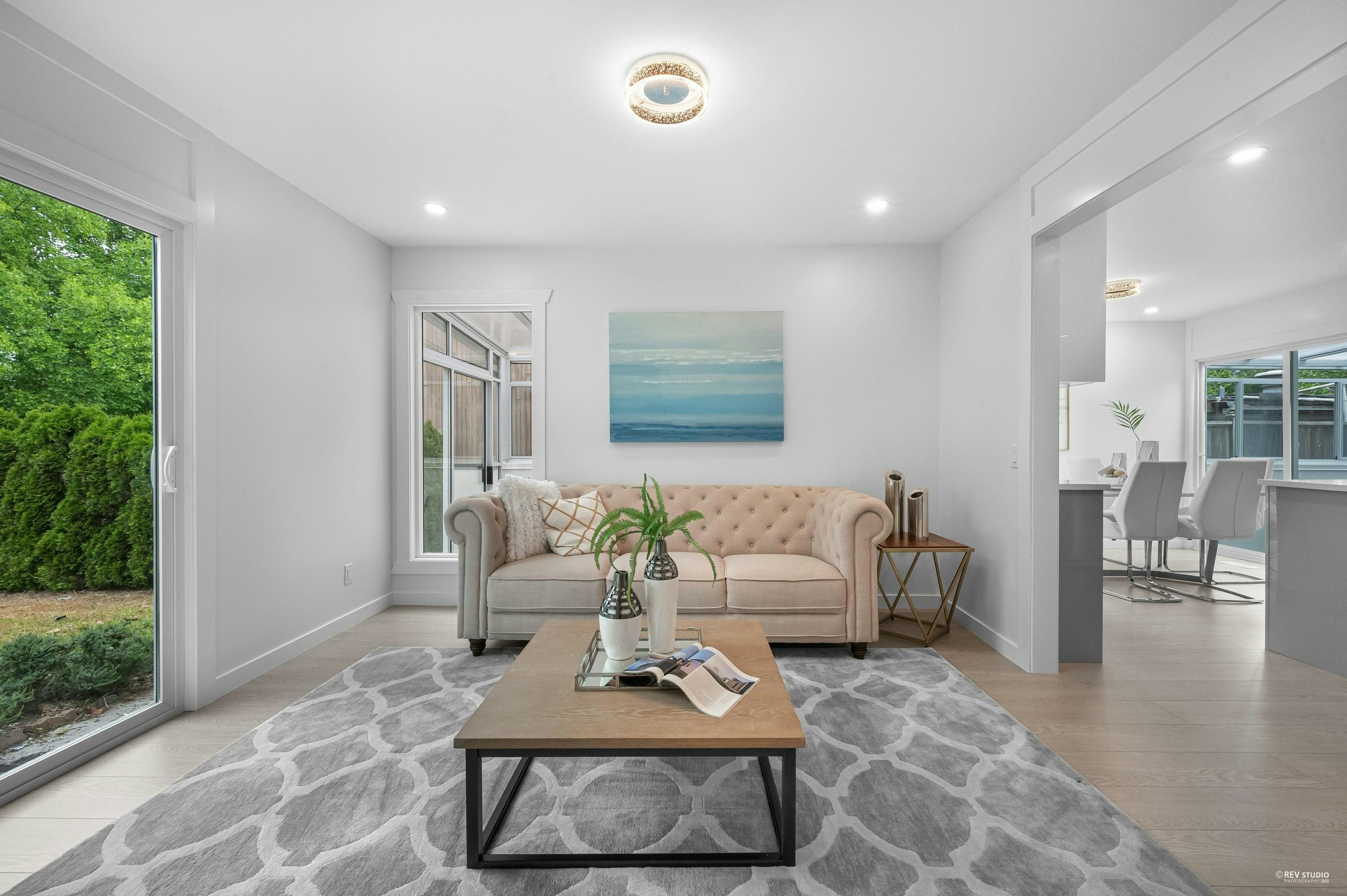 6038 Gilley Avenue, Burnaby, BC, V5H 4B3