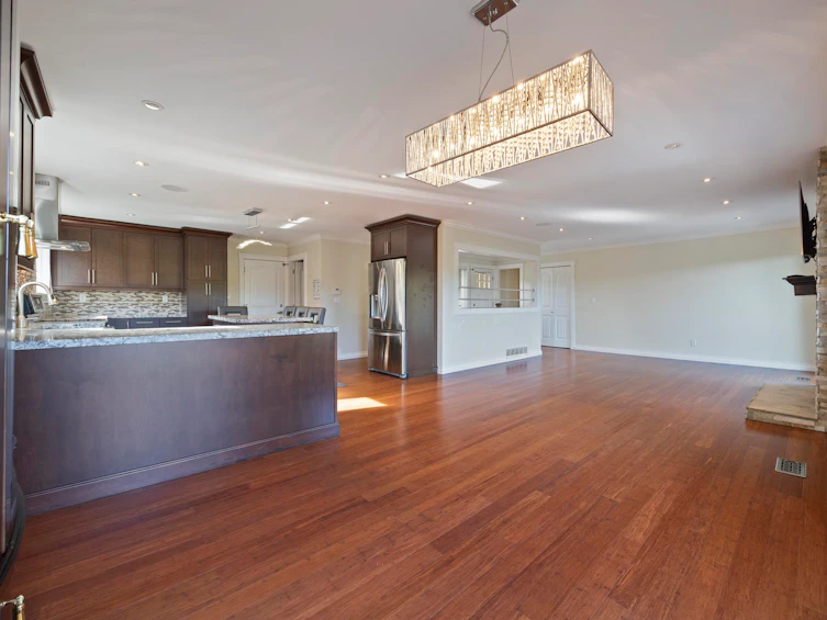 8200 Burnfield Crescent, Burnaby, BC, V5E 3W7 - 11