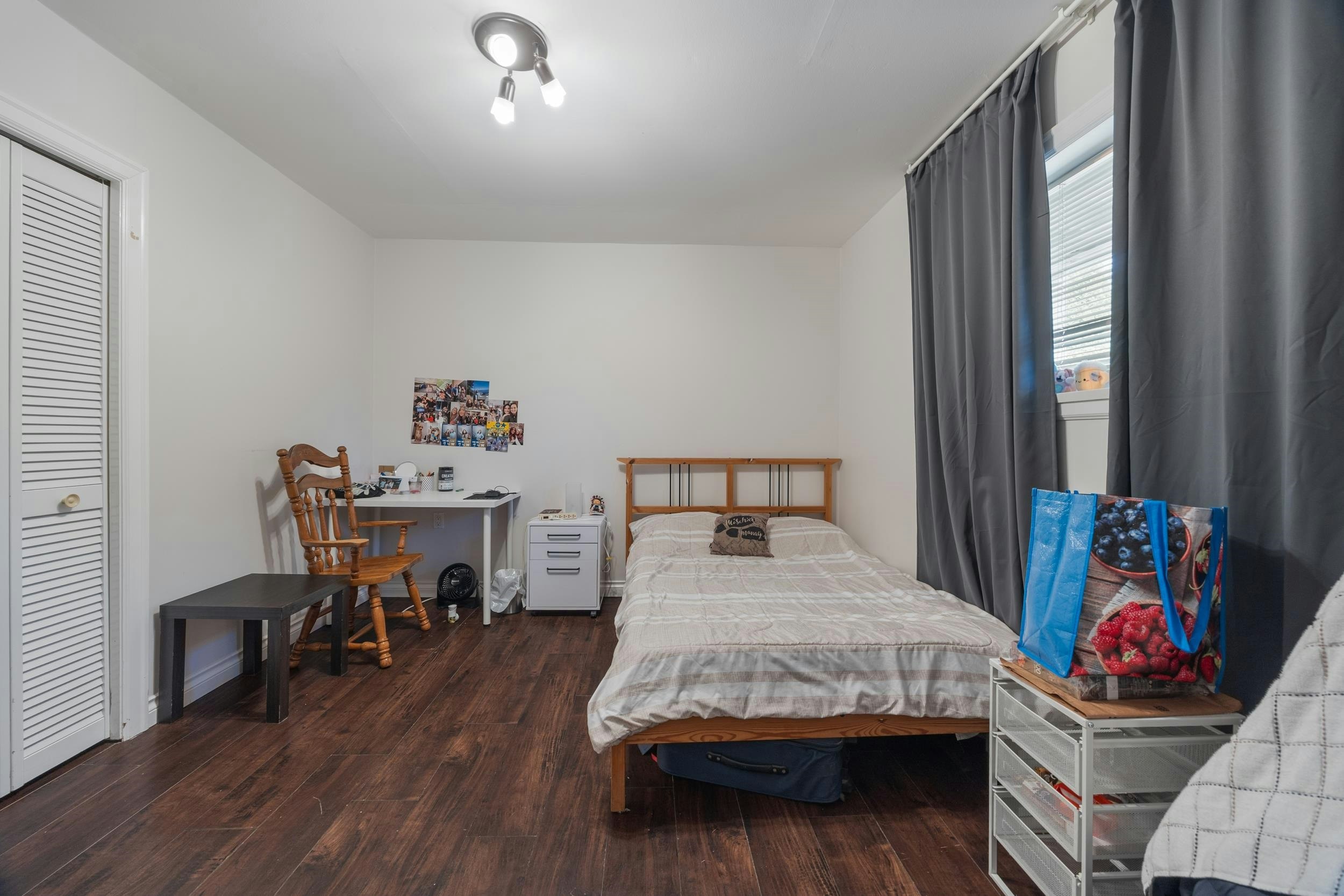 8200 Burnfield Crescent, Burnaby, BC, V5E 3W7 - 30
