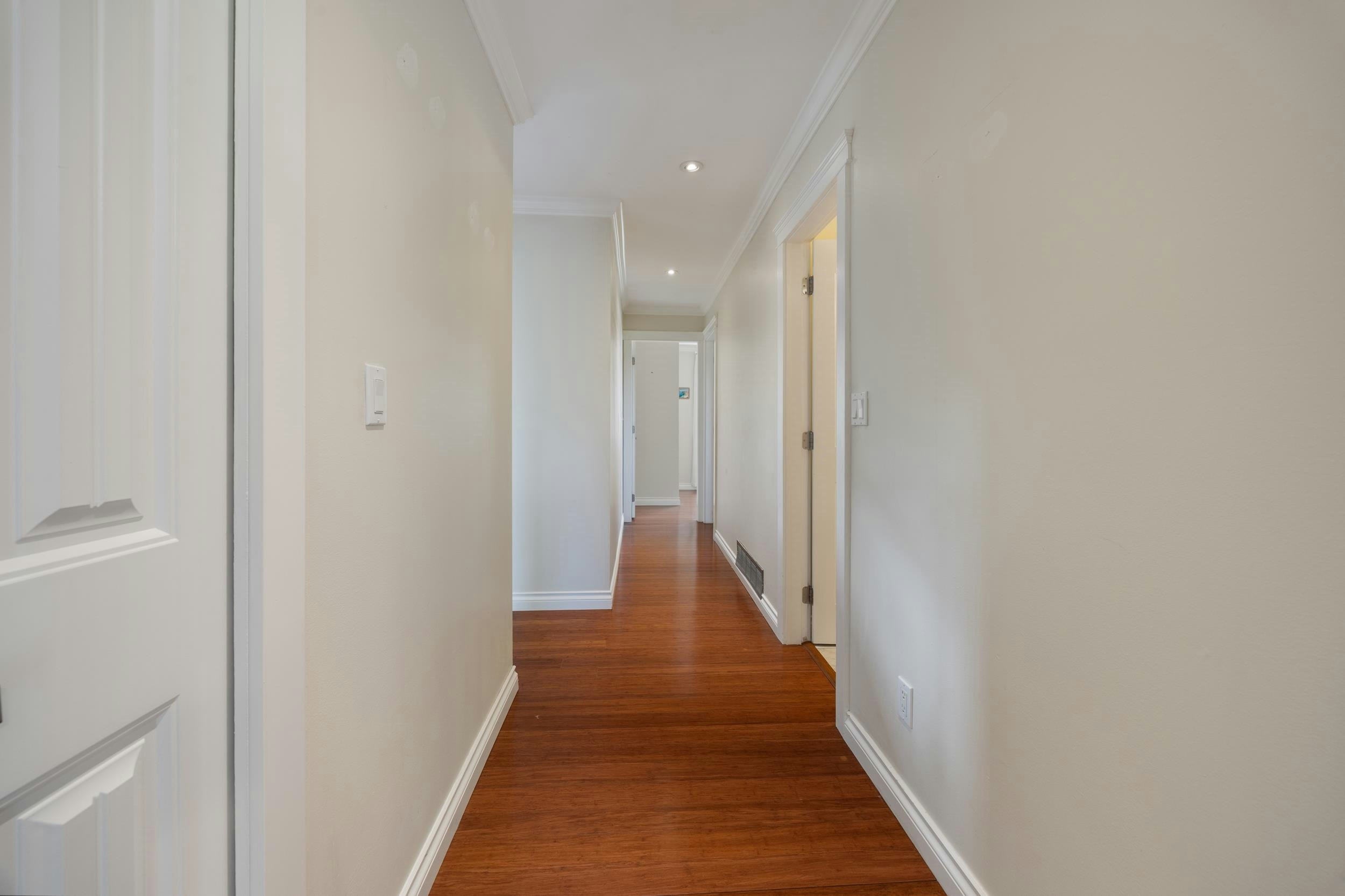 8200 Burnfield Crescent, Burnaby, BC, V5E 3W7 - 22