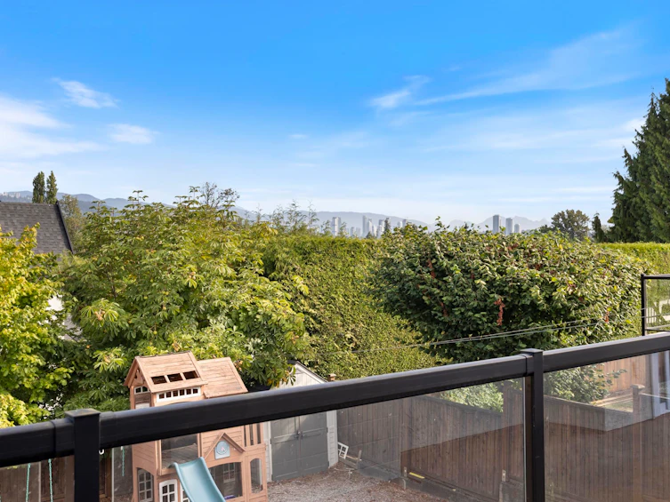 8200 Burnfield Crescent, Burnaby, BC, V5E 3W7 - 35