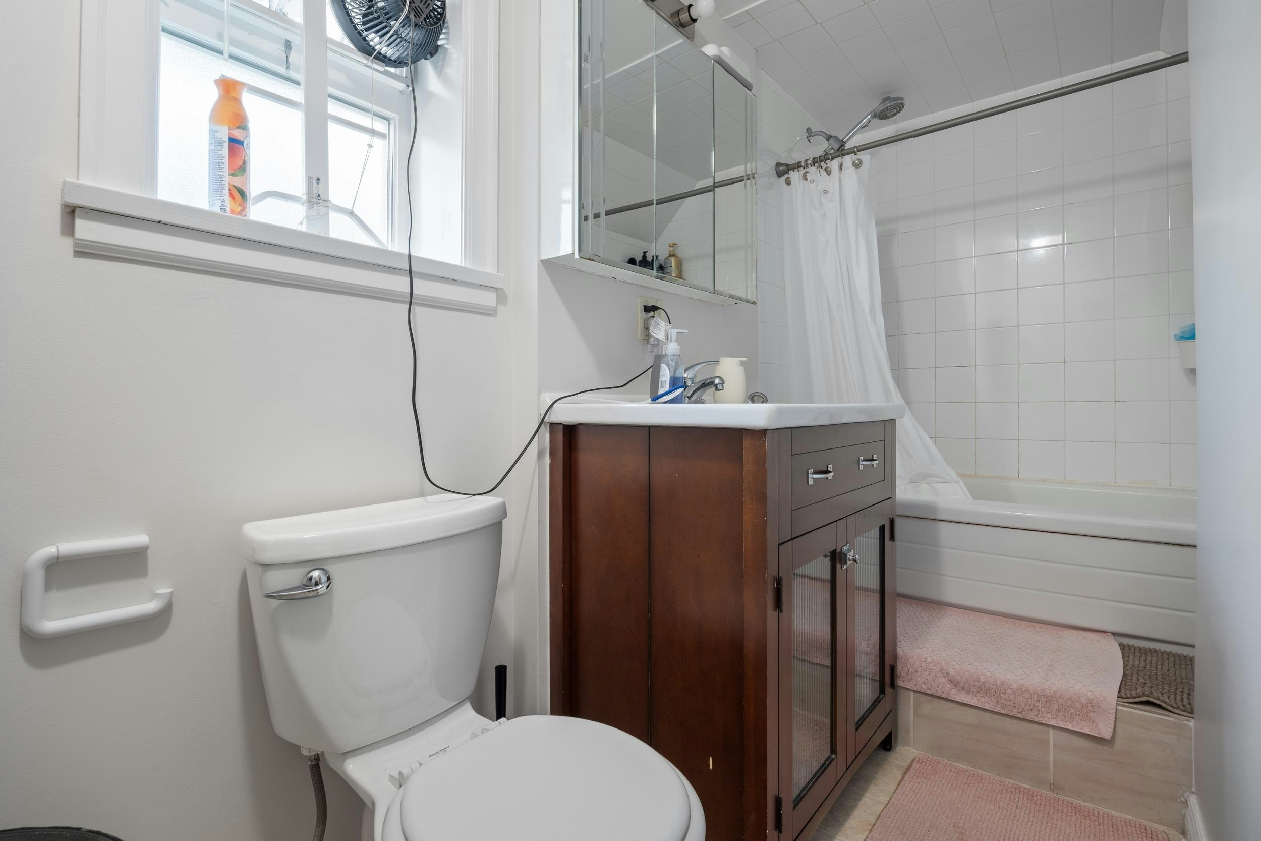 8200 Burnfield Crescent, Burnaby, BC, V5E 3W7 - 31