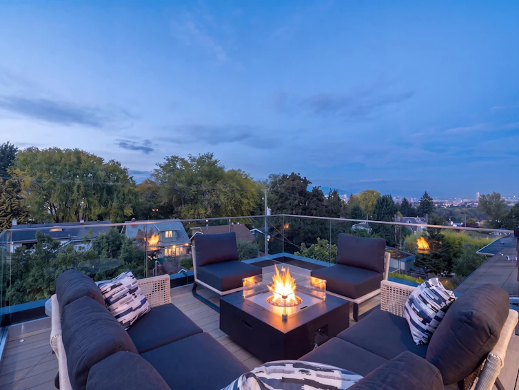 3887 W 15th Avenue, Vancouver, BC, V6R 3A1 - 35