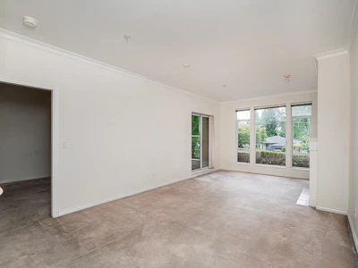 207-678 W Queens Road - 3