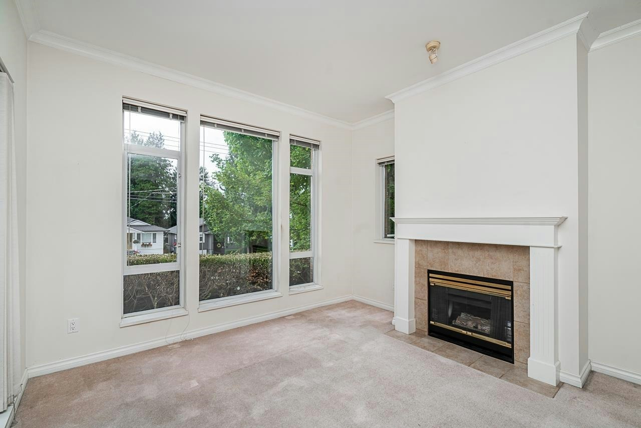 207-678 W Queens Road - 5