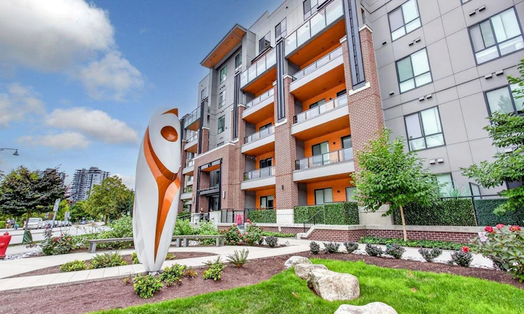 413-55 Klahanie Drive