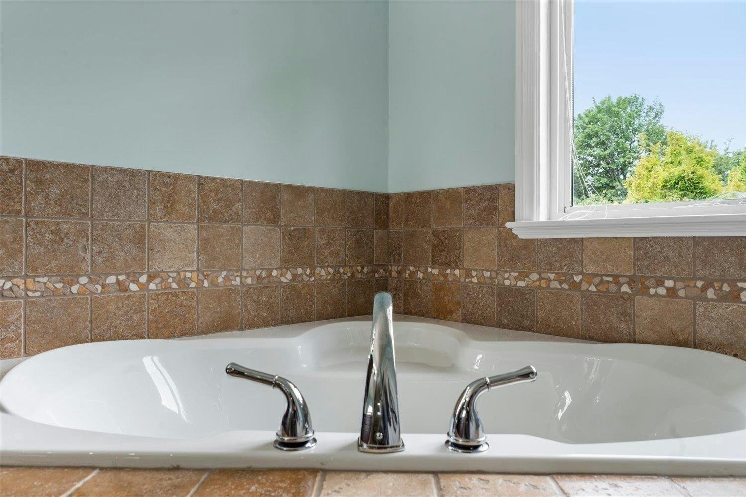 36322 Westminster Drive, Abbotsford, BC, V3G 3C7 - 23