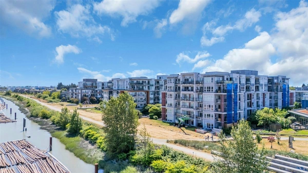 503-10033 River Drive - 4
