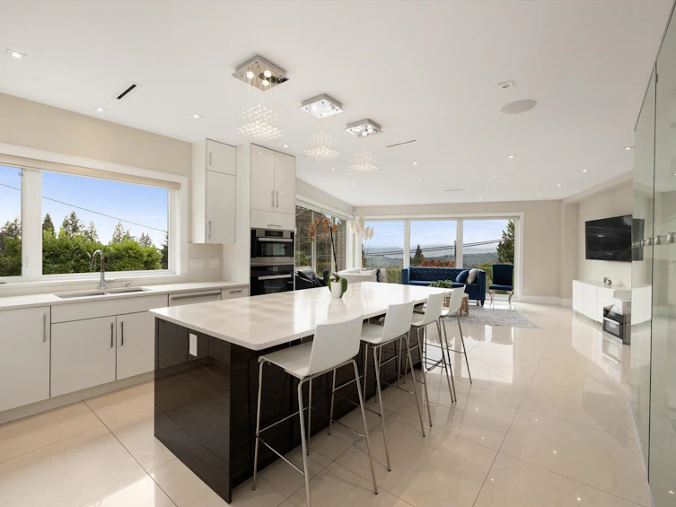 4716 Skyline Drive, North Vancouver, BC, V7R 3H8 - 15