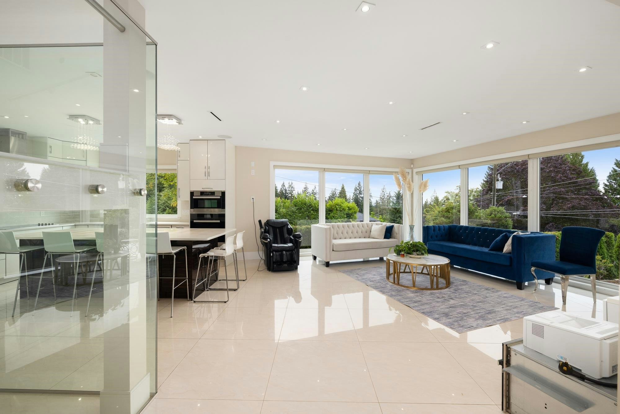 4716 Skyline Drive, North Vancouver, BC, V7R 3H8 - 21