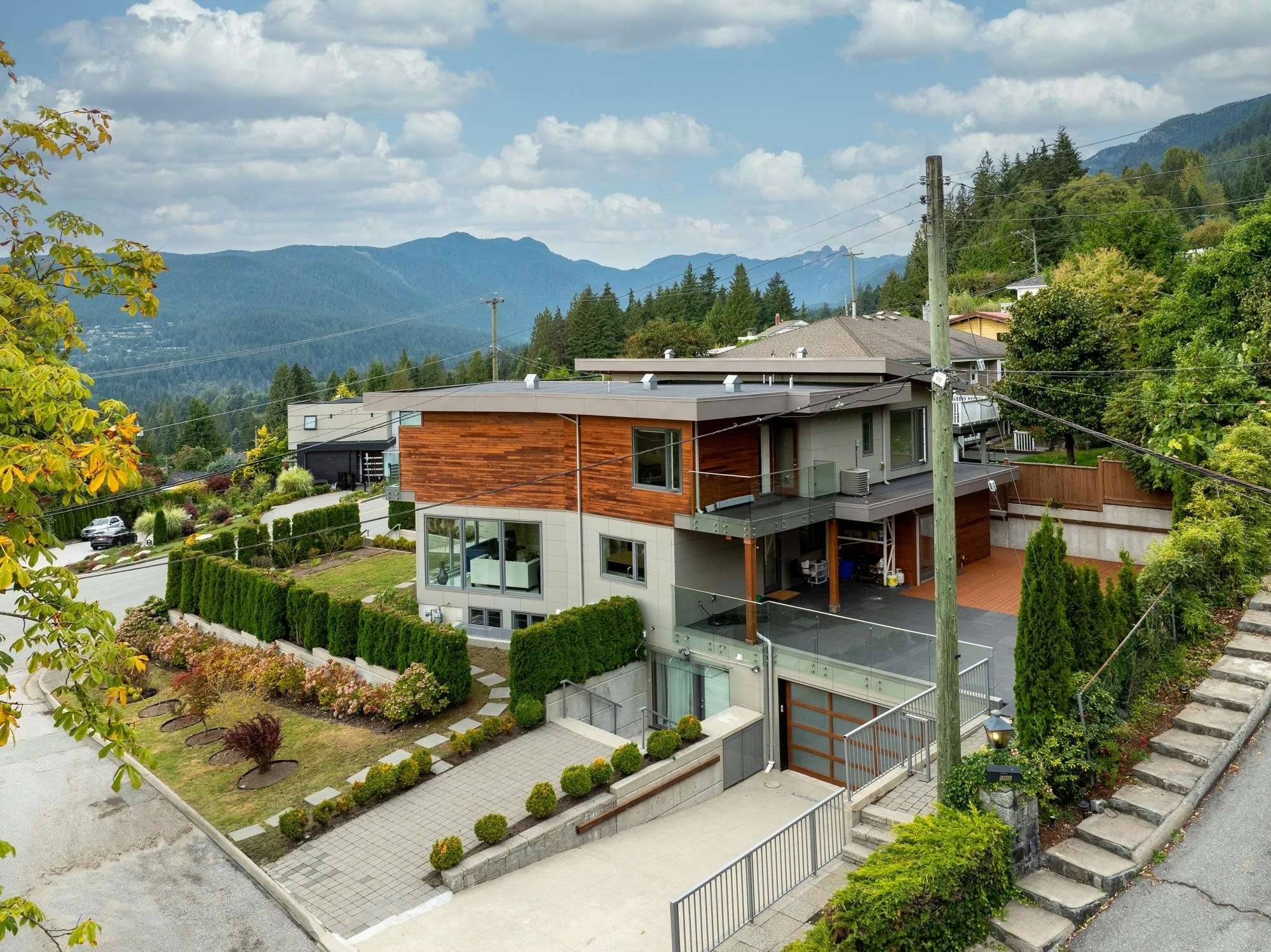 4716 Skyline Drive, North Vancouver, BC, V7R 3H8 - 36