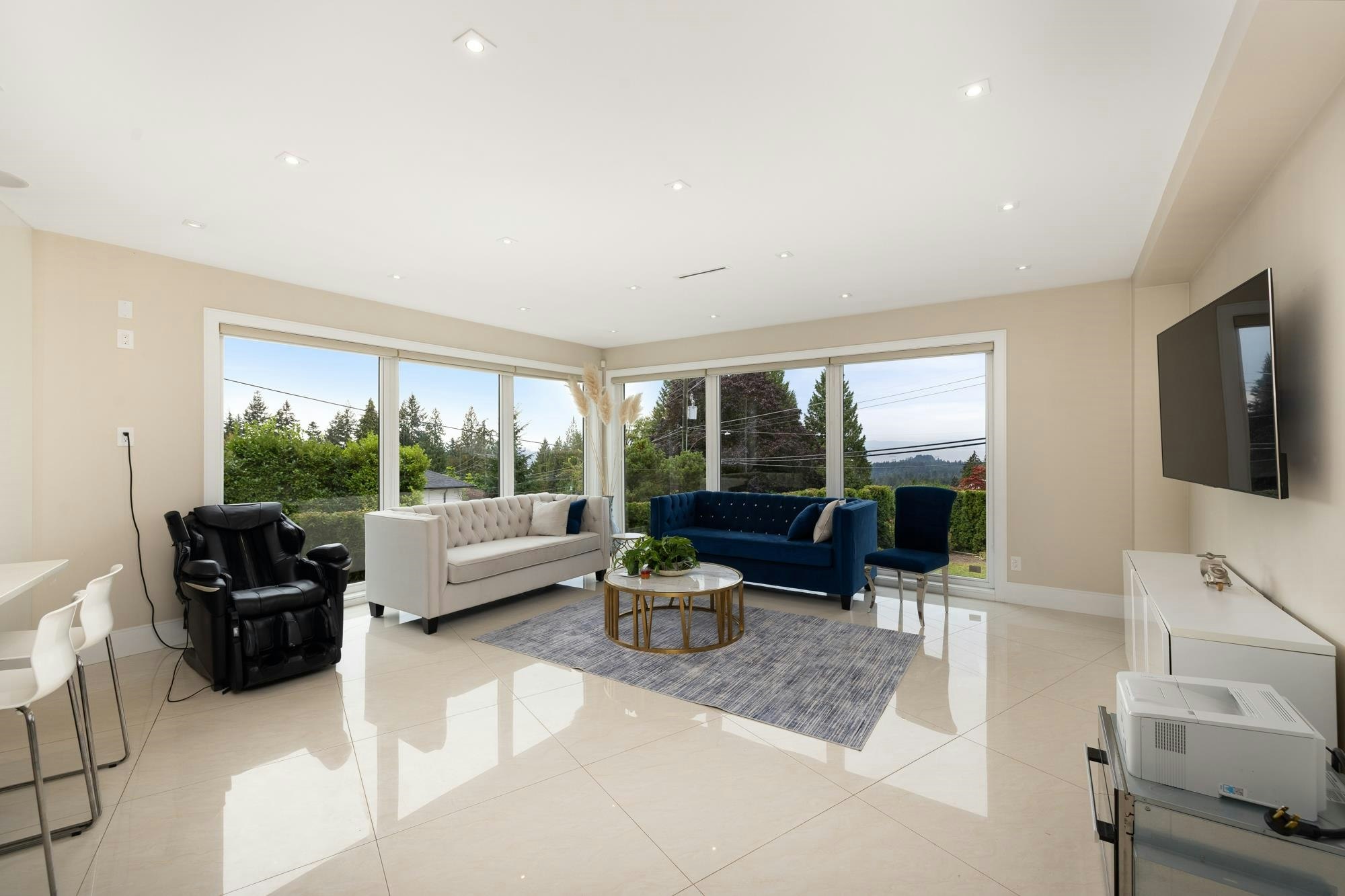 4716 Skyline Drive, North Vancouver, BC, V7R 3H8 - 13