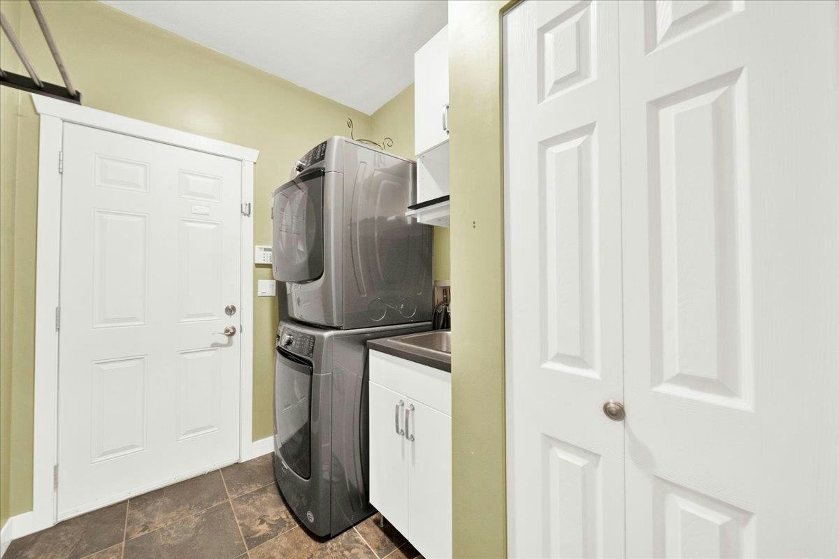 16628 60 Avenue, Surrey, BC, V3S 1S9 - 30