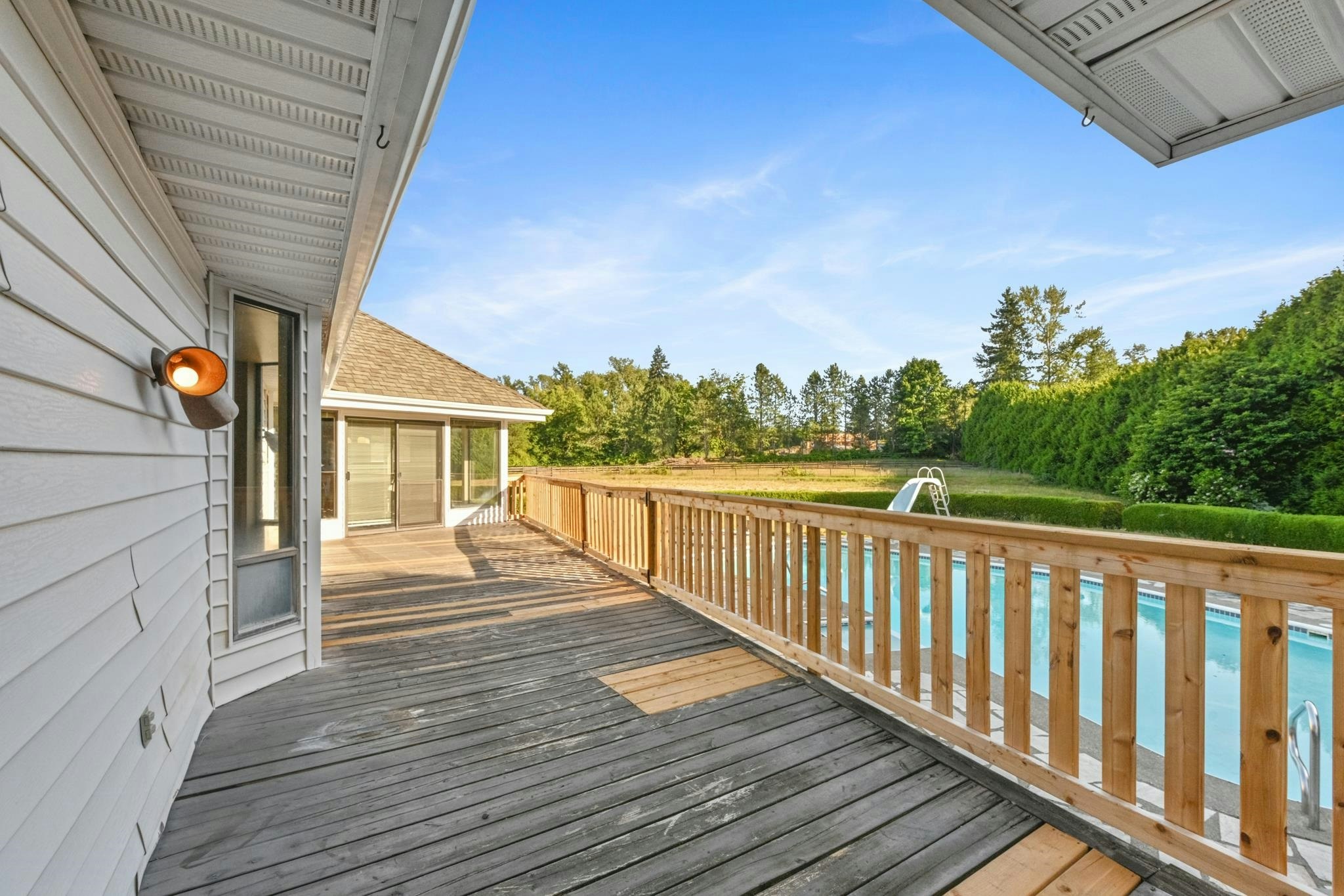 21480 18 Avenue, Langley, BC, V2Z 2G1 - 22