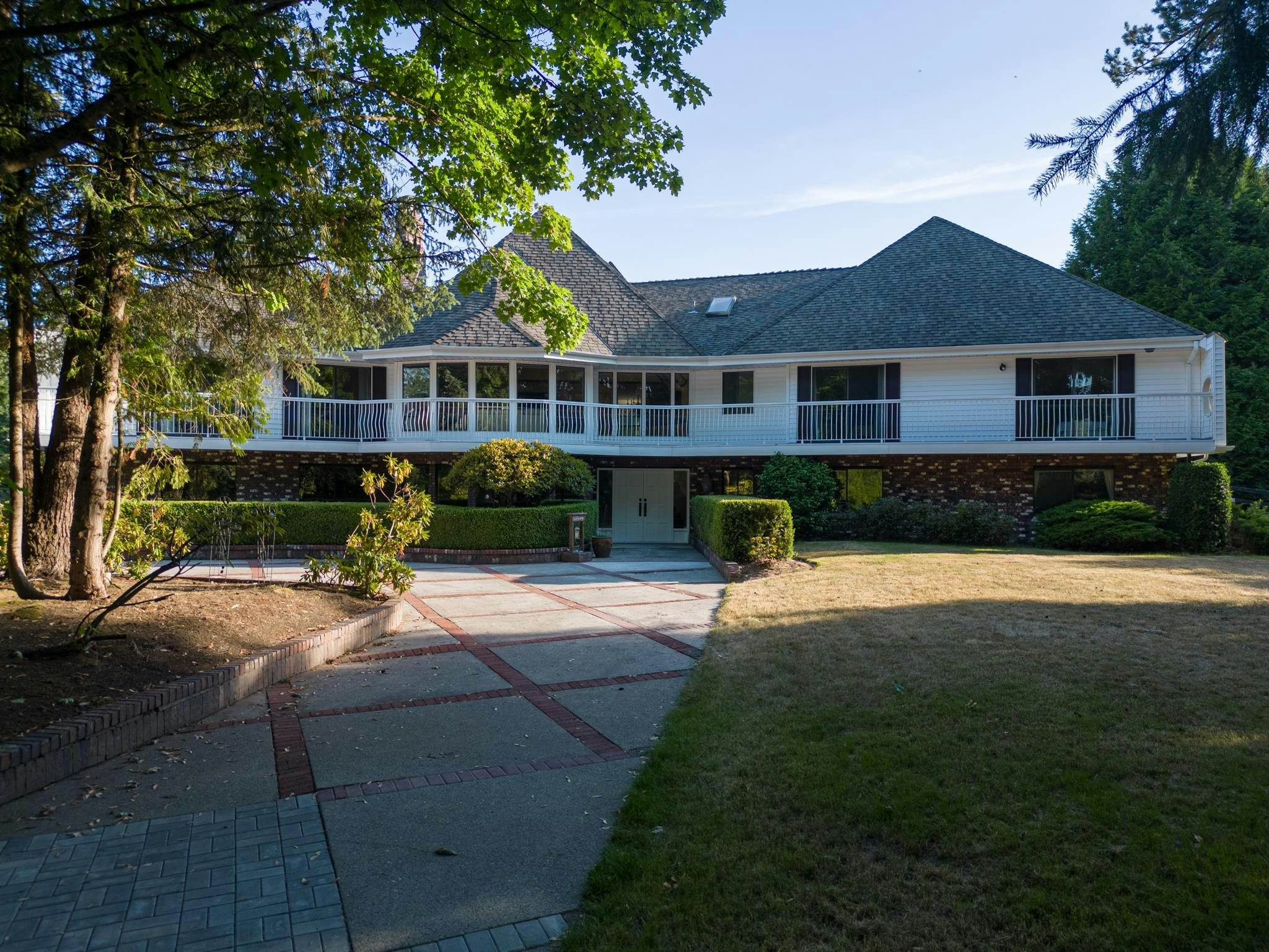 21480 18 Avenue - 4