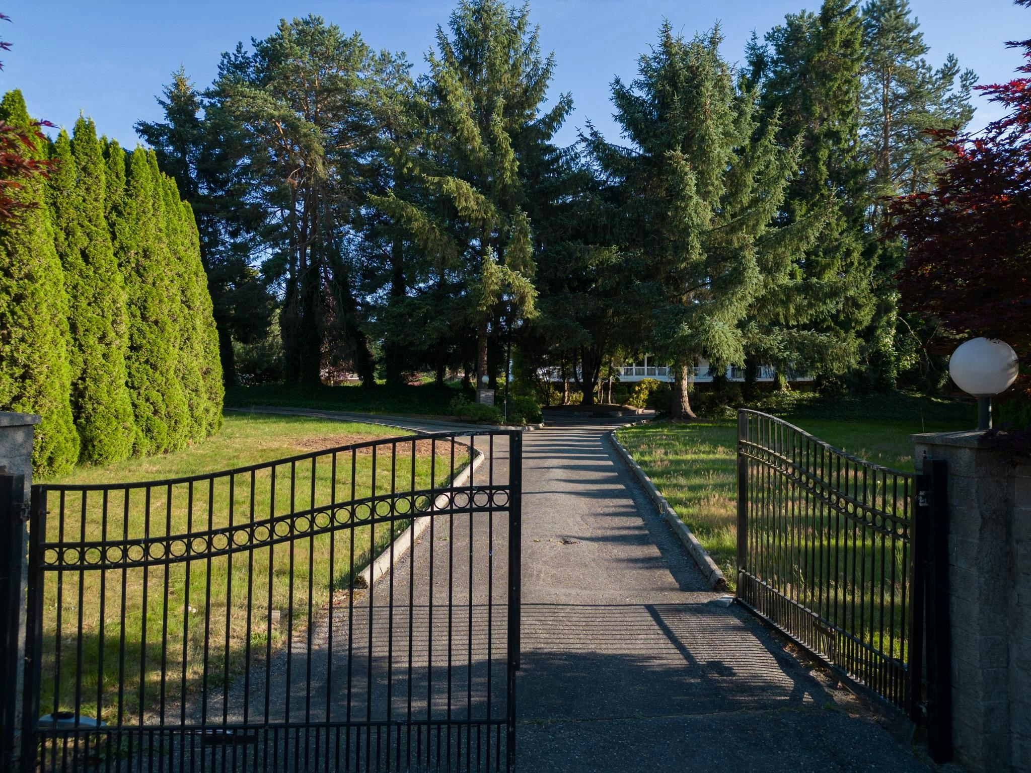21480 18 Avenue - 3