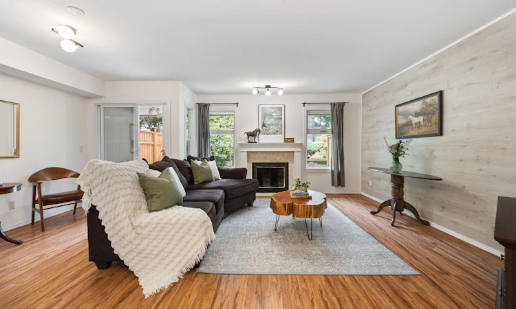126-9045 Walnut Grove Drive