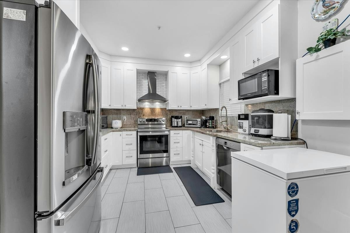 546 E 44th Avenue, Vancouver, BC, V5W 1W5 - 13
