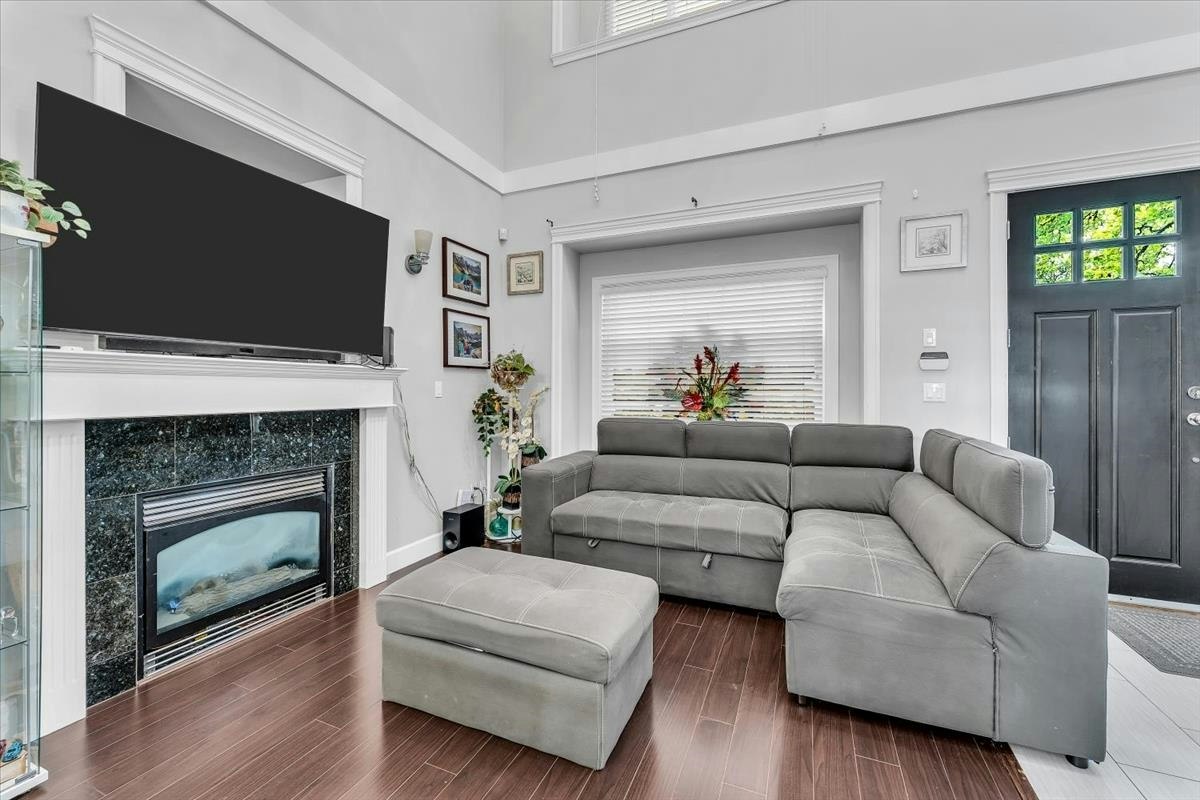 546 E 44th Avenue, Vancouver, BC, V5W 1W5 - 7