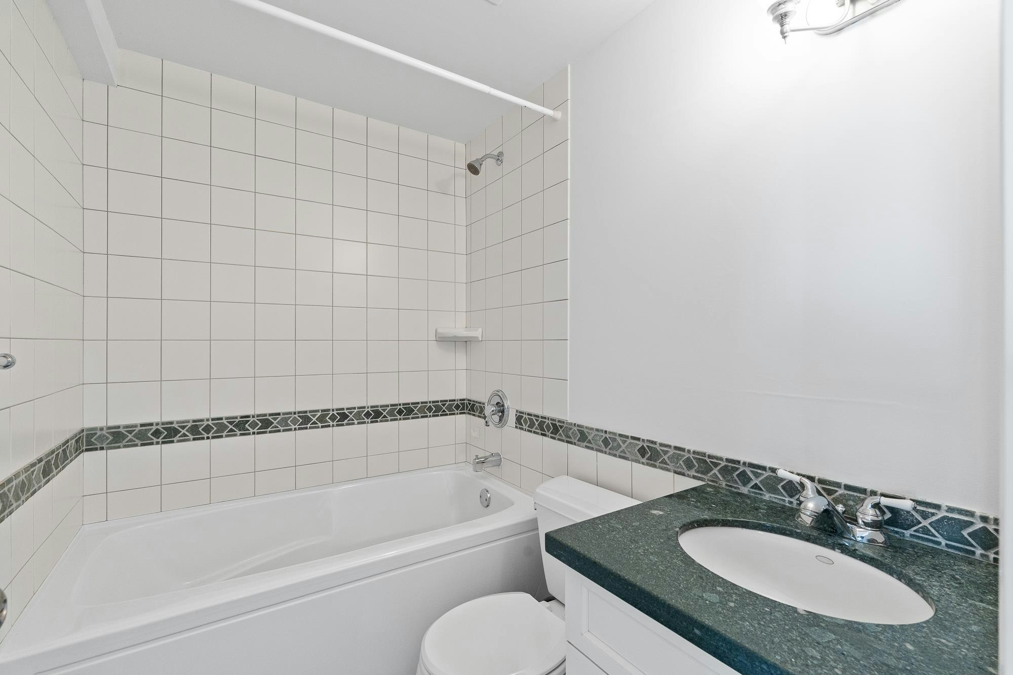 203-150 24th Street, West Vancouver, BC, V7V 4G8 - 30